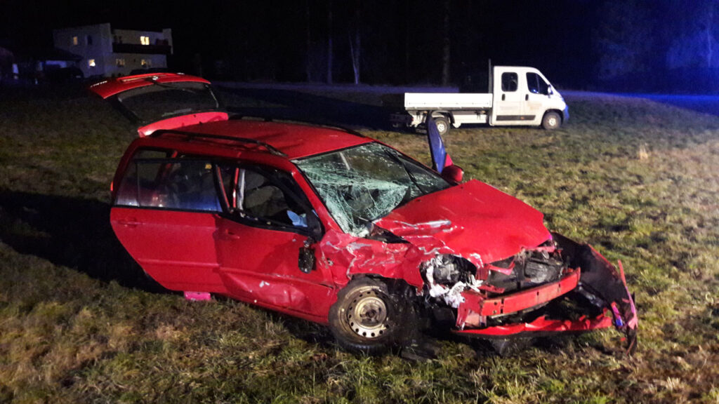 verkehrsunfall auf der B108 Bereich Fischer Einfahrt